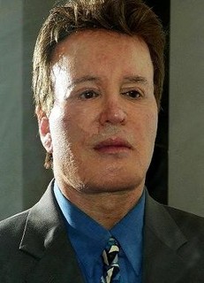 Lawrence Broxmeyer, MD