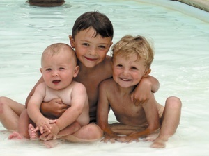 Baby swimming lessons add to holiday fun with Keycamp