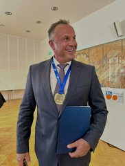 Internationally honored: Prof. Dietmar Jürgen Daichendt receives honorary doctorate for pioneering achievements in … Internationally honored: Prof. Dietmar Jürgen Daichendt receives honorary doctorate for pioneering achievements in …