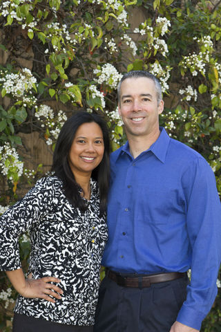 Drs. Christopher and Anne Thompson provide quality dental implants and cosmetic and family dentistry services in Turlock, CA.