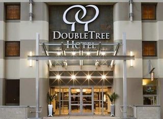 Families Book DoubleTree by Hilton Pittsburgh Downtown for University Graduations