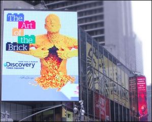 S|N|A Installs Large LED Video Displays in Times Square