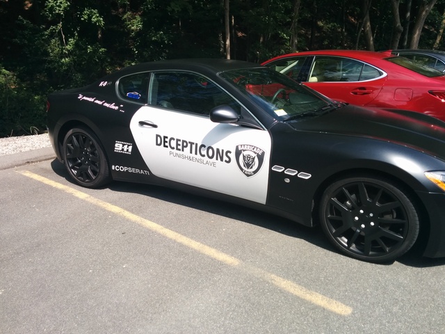 Defendant accused of impersonating a police officer for decorating his vehicle as a character from Transformers.