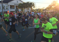 Runners at the Ocala Reindeer Run.