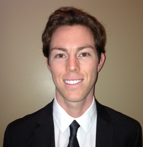 Jared Holes, CPA, helps clients get simplified accounting help with cloud-based financial services. 