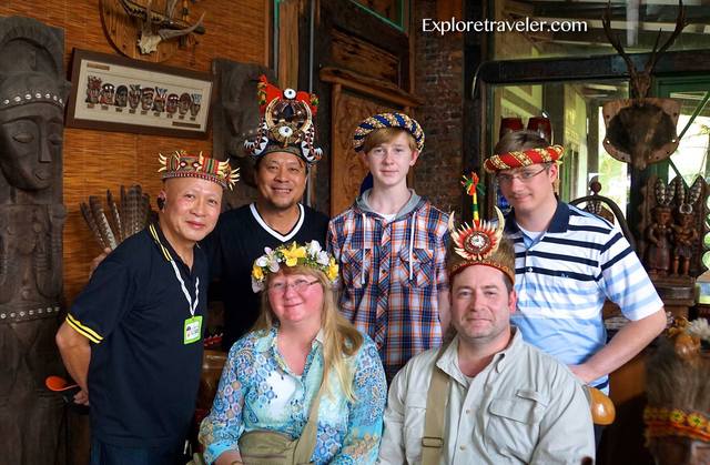 ExploreTraveler team with Taiwan aboriginal friends.