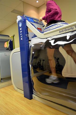 AlterG Anti-Gravity Treadmill in use at Toronto Physiotherapy