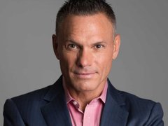 Kevin Harrington to promote Buzz Pops in videos
