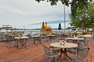 Lakeside Dining, Charter Cruises And Events During Ryder Cup
