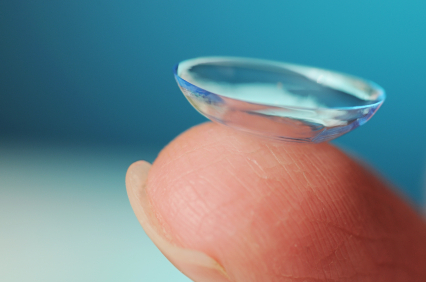 New contact lenses help colorblind people see color!