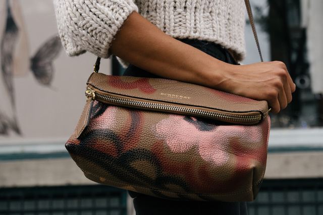 While showcasing the hottest handbag styles and trending bag designers, Suite Adore has listed online shopping for fall fashion on top of their list of 'ways to spend a weeknight... 