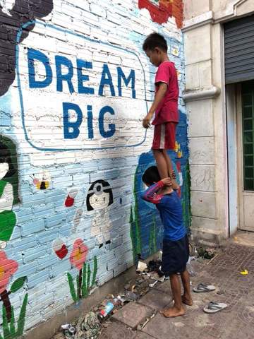 The non-profit organization Mini Molars Cambodia wins the PR Image Award 2018. The Hamburg-based NGO won out against around 1,000 entrants with its photo "Dream Big". Photo: Anton Bass