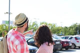 Who's at fault in a parking lot accident? How you can tell