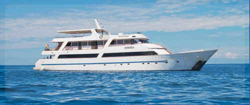 Private luxury yacht for 16 passengers