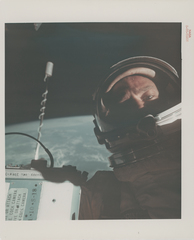 THE BEAUTY OF SPACE / 27 September 2023: rare photographic treasures of early NASA space travel from the Victor Martin-M…