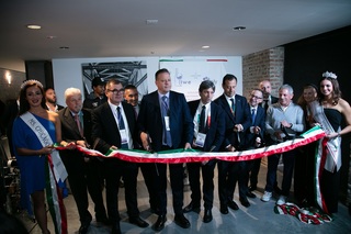 Wine: System Italy Teams Up: Debut for the Vinitaly USA 2024 Project / The Event Underway in Chicago in Partnership With…